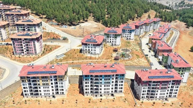 3 Bin 267 Depremzede Yeni Evlerine Yerleşti