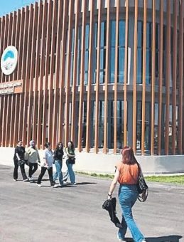38.7 Milyon Kitap Tutkunu Kütüphanelere Akın Ediyor