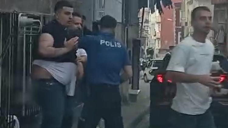 4 Yaşındaki Yeğeninin Bulunduğu Araca Saldırı!