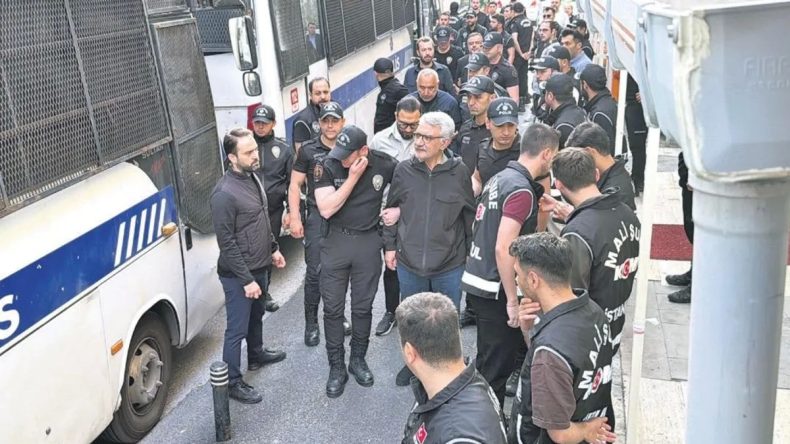5’i başkan 22 tutuklama