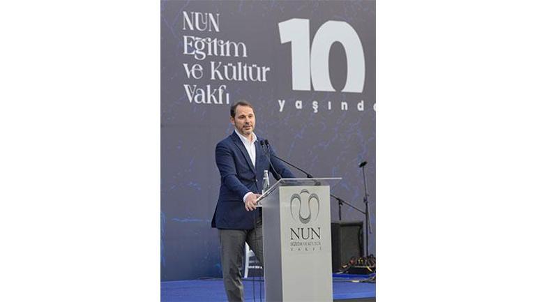 Berat Albayrak Konuşma Yaparken