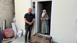 82 Yaşındaki Sebiha Teyze Yeni Evine Kavuştu: ‘Rüyamda Bile Böyle Bir Evi Göremezdim’
