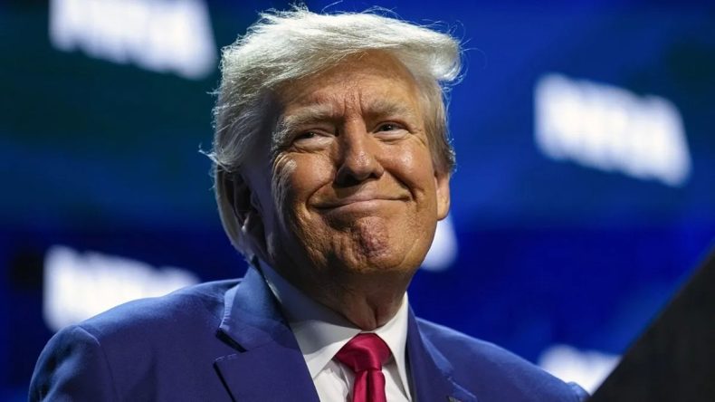 ABD Ayakta: Trump Savaşa Girmesin