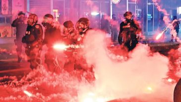 ABD Sokaklarında Anarşi ve Kaos Hakim