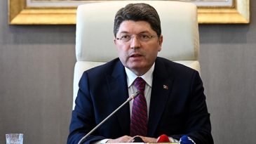 Adalet Bakanı Tun&ccedil; HSK &Uuml;yeleriyle Bir Araya Geldi