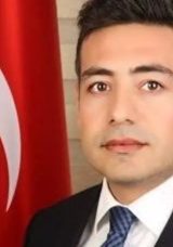 Adilcevaz Kaymakamı &Ouml;z&ccedil;elik Trafik Kazası Ge&ccedil;irdi