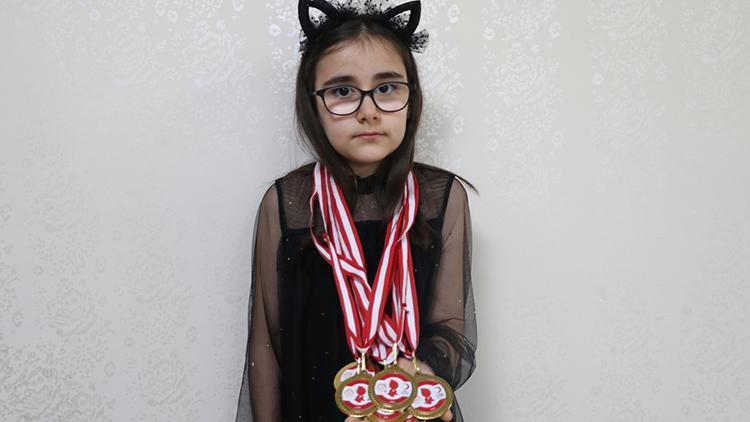 Aferin sana Zeynep! 9 yaşındaki çocuktan herkese örnek olacak duyarlılık