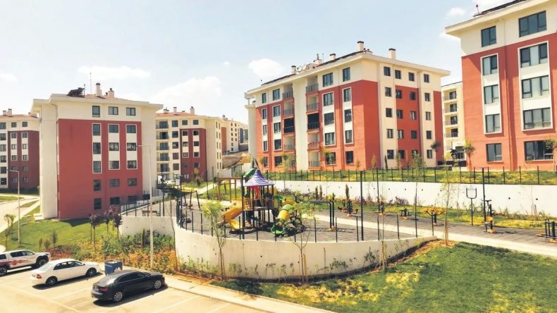 Afetzedelerin Çifte Bayram Sevinci