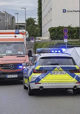 Almanya’da Araç Yayaların Arasına Dalıyor! Yaralılar Bulunuyor