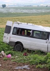 Amasya’da Korkunç Kaza! Yolcu Minibüsü Takla Attı: 1 Ölü, 4 Yaralı