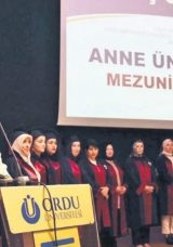 Anne Üniversitesi İlk Mezunlarını Verdi