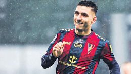 Aranan Golcü Komşu’dan