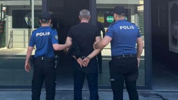 Aranan Hükümlü Operasyonla Ele Geçirildi: 7 Yıl 6 Ay Hapis Cezası Bulunuyordu