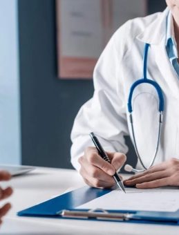 Arefe Günü Hastaneler ve Sağlık Ocakları Açık mı? İşte Çalışma Saatleri