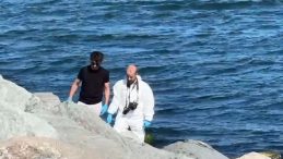 Avcılar Sahilinde Kadın Cesedi Bulundu