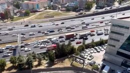 AVM'de Yangın Paniğe Neden Oldu
