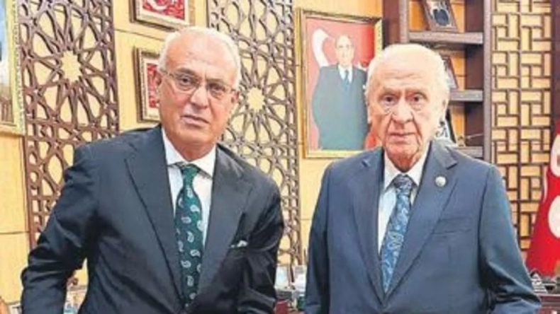 Bahçeli’ye Hediye Kılıç