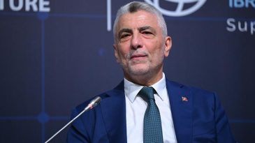 Bakan Bolat: T&uuml;rkiye Y&uuml;zyılı&rsquo;nı 'Ulaştırmanın Y&uuml;zyılı' Olarak G&ouml;r&uuml;yoruz