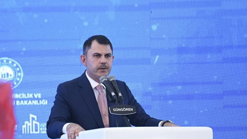 Bakan Kurum'dan kentsel dönüşüm mesajı: İstanbul'u kimsenin insafına terk etmeyeceğiz