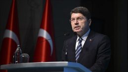 Bakan Tunç’tan Hükümlü ve Tutuklulara Bayram Müjdesi