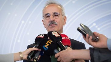Bakan Uraloğlu: İran ve Irak'taki Yolcu U&ccedil;aklarının Yurda D&ouml;n&uuml;ş&uuml; Hakkında A&ccedil;ıklamalarda Bulundu
