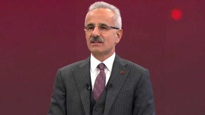 Bakan Uraloğlu: TÜRKSAT 7A için ilk imzalar atıldı