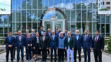 Bakan Uraloğlu, Uluslararası Koridorlar ve Türkiye Konferansı’na katıldı