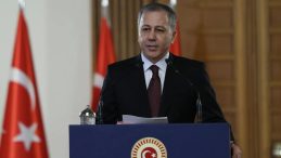 Bakan Yerlikaya’dan Tepki Çeken Görüntülere İlişkin Açıklama: Asla Kabul Edilemez