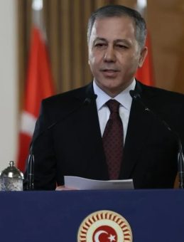 Bakan Yerlikaya’dan Tepki Çeken Görüntülere İlişkin Açıklama: Asla Kabul Edilemez