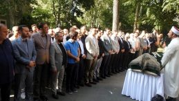 Başkan Erdoğan ile Diyaloğu Gündem Olmuştu! Suzan Tosun Son Yolculuğuna Uğurlandı