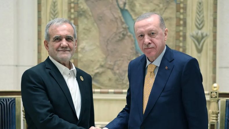 Başkan Erdoğan, İran Cumhurbaşkanı Mesud Pezeşkiyan ile Telefon Görüşmesi Yaptı