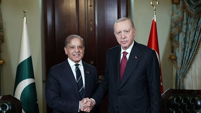 Başkan Erdoğan, Pakistan Başbakanı Şahbaz Şerif ile Telefon Görüşmesi Yaptı