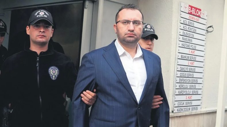 Benzinlik Ruhsatı İçin 300 Bin Dolar Rüşvet