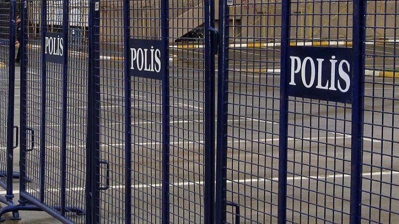 Beyoğlu'nda Gösteri Yürüyüşleri ve Toplantılar 1 Gün Süreyle Yasaklandı