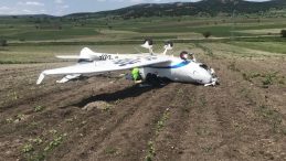 Bilecik’te Eğitim Uçağı Zorunlu İniş Yaptı! Pilot Yaralandı
