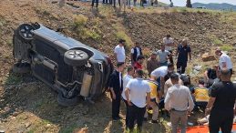 Bingöl’de Otomobil Şarampole Devrildi: 5 Yaralı