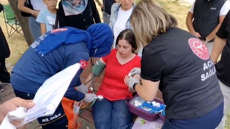 Bir Dakikayla Sınavı Kaçırdı, Sinir Krizi Geçirdi! Genç Kadın Hastanelik Oldu