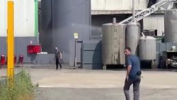 Boya Fabrikasında Patlama ve Yangın! 95 Personel Müdahale Etti