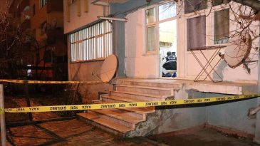 Burdur’da Bir Kadın Evinde Bıçaklanarak Öldürüldü
