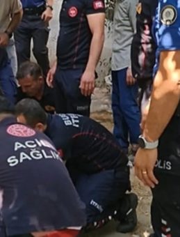 Burdur’da Ahşap Balkon Çökmesi: Anne ve Kızı Yaralandı