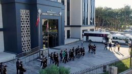 Çanakkale’de Göçmen Kaçakçılarına Yönelik Operasyon: 23 Kişi Tutuklandı!