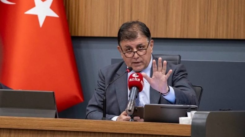 Cemil Tugay Seçim Öncesi Ulufe Dağıttı