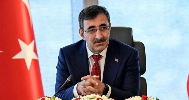 Cevdet Yılmaz İran-İsrail savaşını değerlendirdi: Dünya ekonomisini etkileyecek bir risk ortamı oluşturuyor