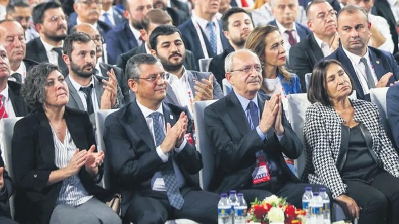 CHP'li Vekiller İsyan Bayrağını Çekti