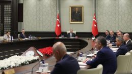 Cumhurbaşkanlığı Kabinesi Üyelerinden Ferdi Zeyrek İçin Başsağlığı Mesajları