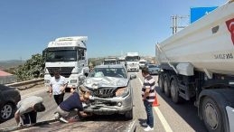 D-100 Kara Yolunda Zincirleme Kaza! Ulaşım Aksadı