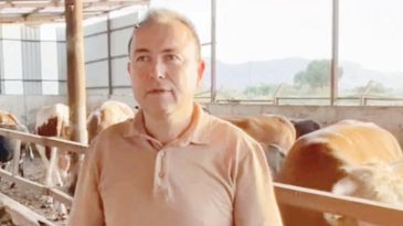 Dananın Fotoğrafını Çekerken Hayatını Kaybetti