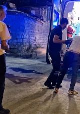 Dayı ve Yeğeni Bı&ccedil;akla Saldırıya Uğradı