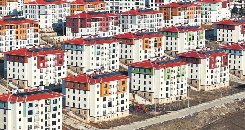 Deprem Bölgesinde Yıl Sonuna Kadar 452 Bin Konut ve İşyeri Teslim Edilecek