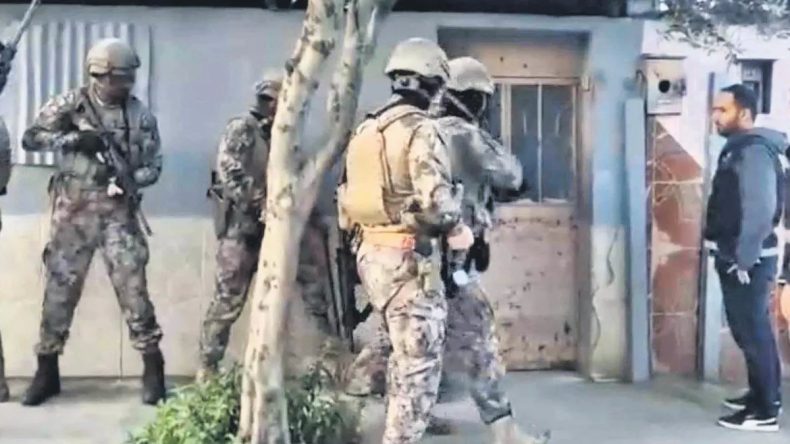 Devlet, FETÖ’nin Peşinde: 247 Gözaltı